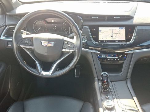 Certified 2024 Cadillac XT6 Sport w/ LPO, Floor Liner Package AWD/4WD image 13