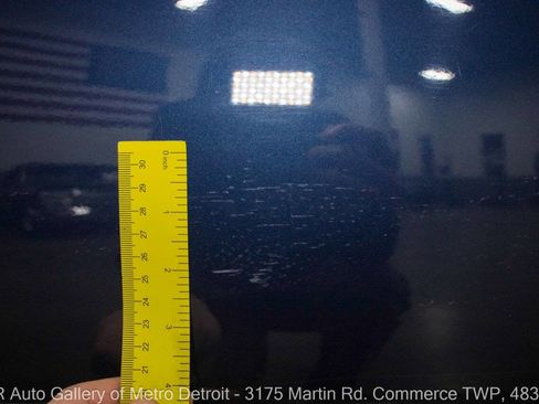 Used 1990 BMW 735i image 30