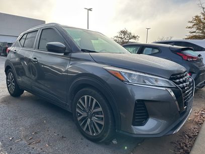 Used 2023 Nissan Kicks SV