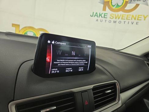 Used 2018 MAZDA MAZDA3 Sport w/ Preferred Equipment Package image 20