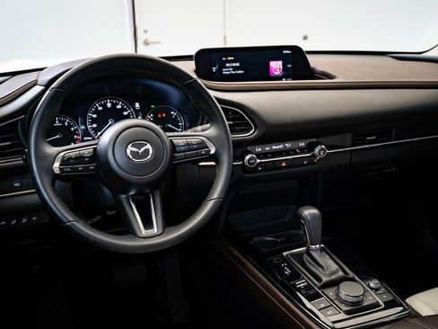 Used 2025 MAZDA CX-30 AWD 2.5 S w/ Premium Package image 4