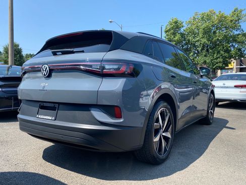 Used 2023 Volkswagen ID.4 S RWD image 2