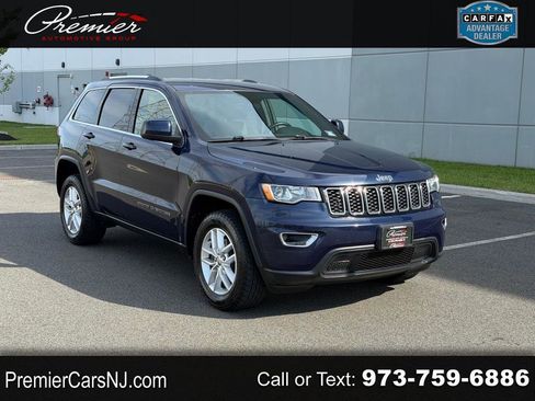 Used 2017 Jeep Grand Cherokee Laredo w/ Quick Order Package 23E AWD/4WD image 1