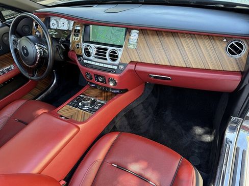 Used 2016 Rolls-Royce Dawn image 5