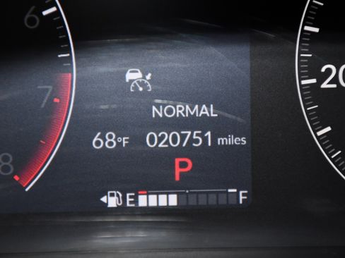 Certified 2024 Honda HR-V LX image 17