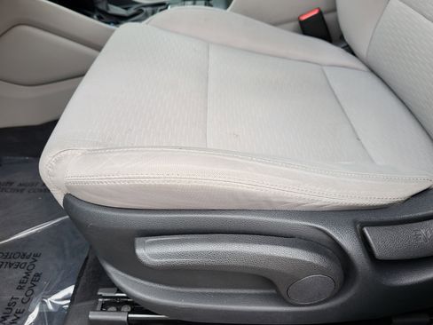 Used 2020 Hyundai Tucson SE image 22