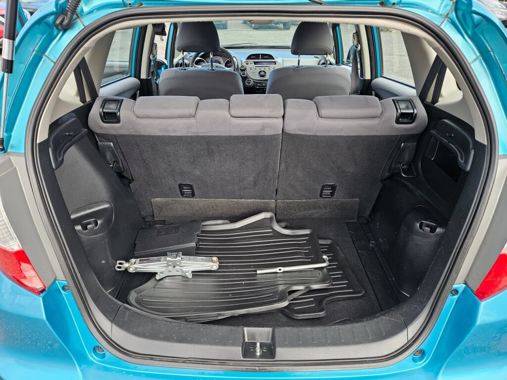 Used 2012 Honda Fit image 10