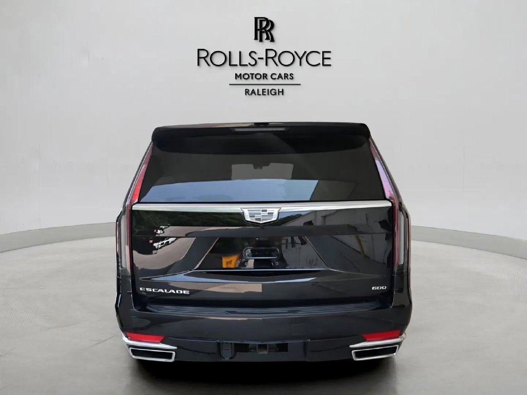 Used 2021 Cadillac Escalade Premium Luxury w/ Driver Assist Tech Package AWD/4WD image 5
