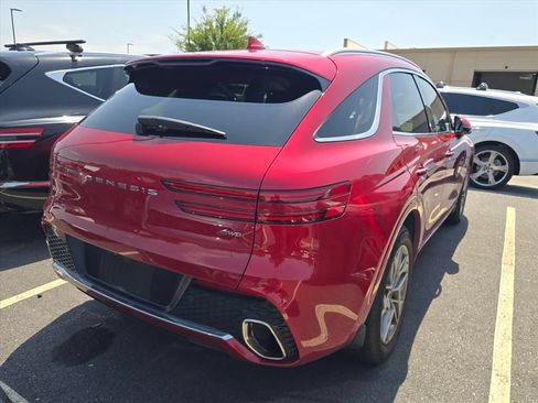 Used 2024 Genesis GV70 2.5T w/ Advanced Package AWD/4WD image 8