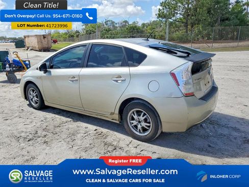 Used 2011 Toyota Prius Two FWD image 3