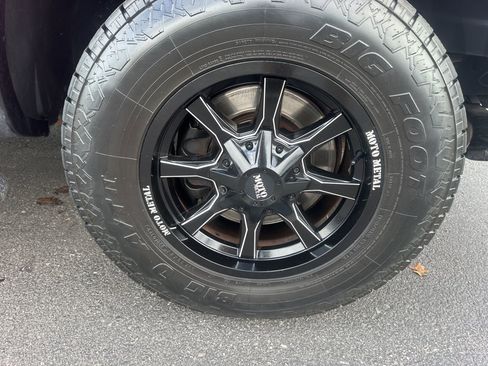 Used 2012 Ford F150 XLT w/ XLT Convenience Pkg image 8