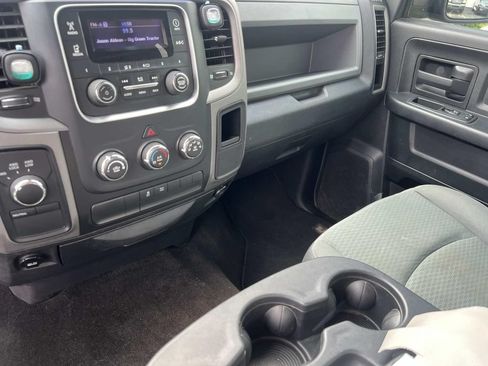 Used 2014 RAM 1500 Express AWD/4WD image 23