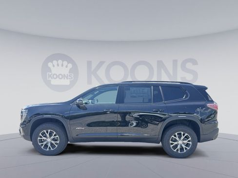 New 2026 GMC Acadia AT4 w/ Luxury Package AWD/4WD image 2