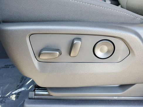 New 2026 Chevrolet Silverado 1500 Custom Trail Boss w/ LPO, Dark Essentials Package image 21