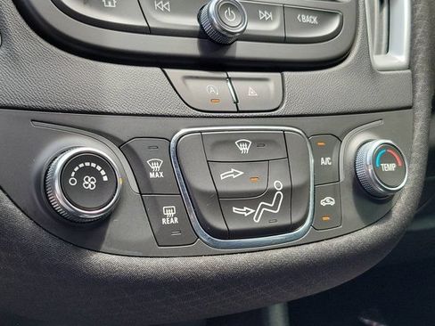 Used 2021 Chevrolet Malibu RS FWD image 27