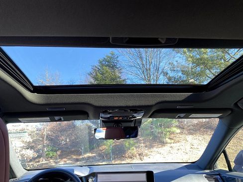 Used 2022 Lexus NX 350h AWD image 18