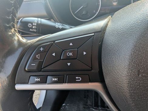 Used 2022 Nissan Sentra SV w/ All-Weather Package FWD image 13