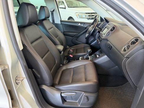 Used 2014 Volkswagen Tiguan SE image 17