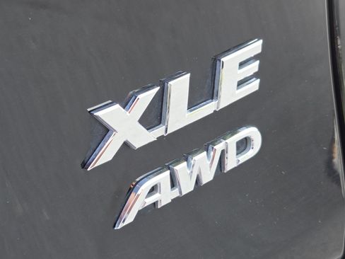 Used 2025 Toyota RAV4 XLE w/ Convenience Package AWD/4WD image 18