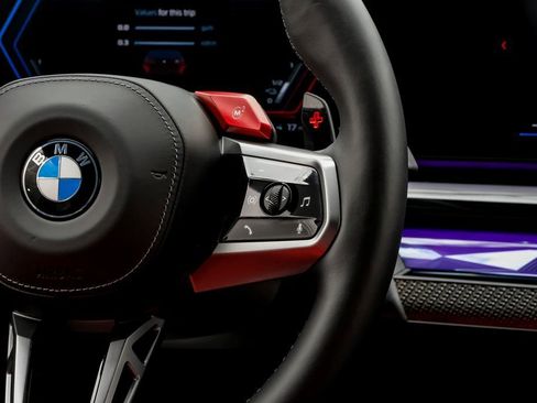 Used 2025 BMW M5 w/ Carbon Package image 16