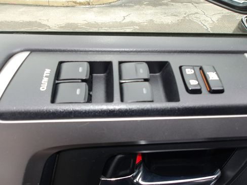 Used 2018 Toyota 4Runner SR5 Premium image 14