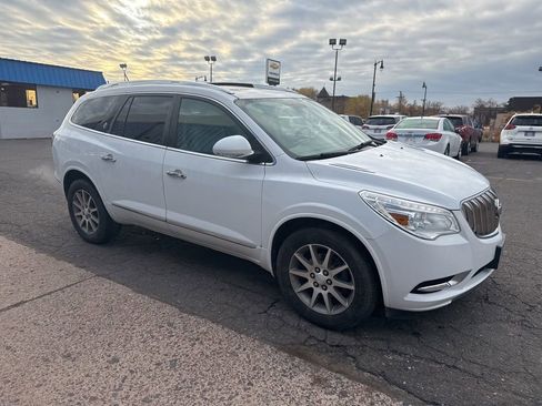 Used 2017 Buick Enclave Leather image 5