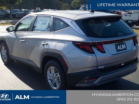 New 2026 Hyundai Tucson SE image 10