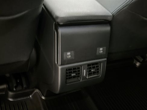 Used 2023 Subaru Solterra AWD image 27