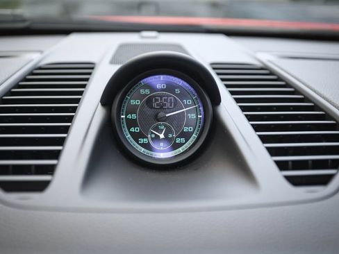 Used 2019 Porsche 911 Speedster RWD image 27