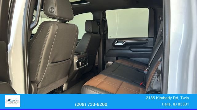 Used 2025 Chevrolet Silverado 3500 High Country w/ Technology Package AWD/4WD image 24