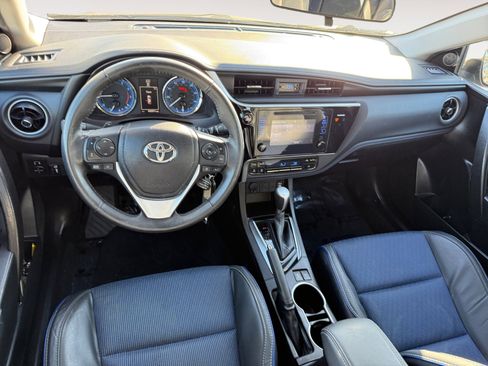 Used 2017 Toyota Corolla SE image 15