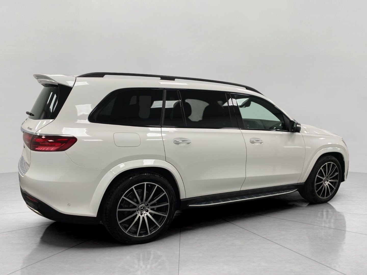 Certified 2026 Mercedes-Benz GLS 580 4MATIC image 2
