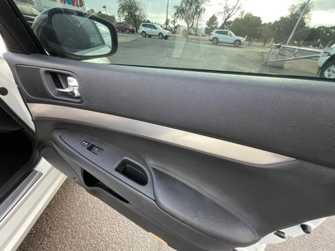 Used 2011 INFINITI G37 w/ Sport Appearance Package image 24