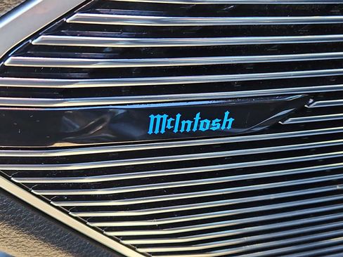 Used 2022 Jeep Grand Cherokee Overland w/ Luxury Tech Group IV image 20