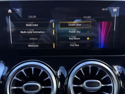 Used 2020 Mercedes-Benz GLB 250 4MATIC image 57
