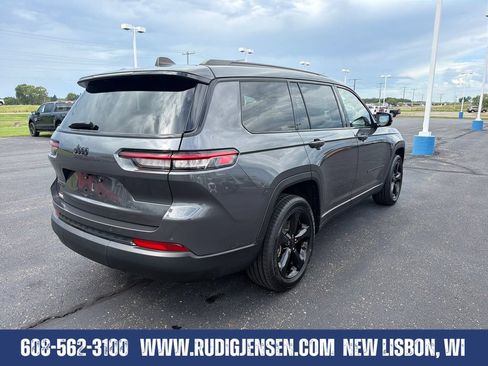 Used 2023 Jeep Grand Cherokee L Laredo AWD/4WD image 5