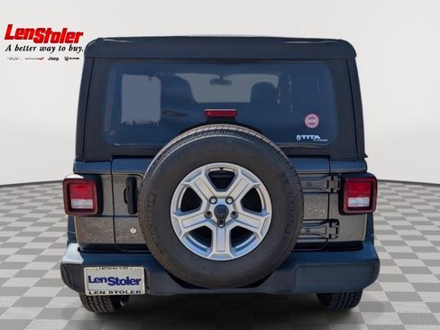 Used 2019 Jeep Wrangler Unlimited Sport S AWD/4WD image 4
