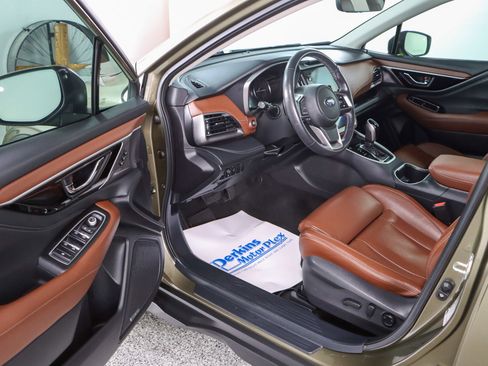 Used 2021 Subaru Outback Touring w/ Popular Package #2 AWD/4WD image 3