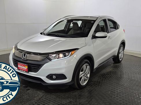 Used 2019 Honda HR-V EX image 3