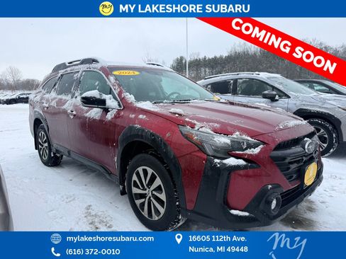Used 2024 Subaru Outback Premium image 1