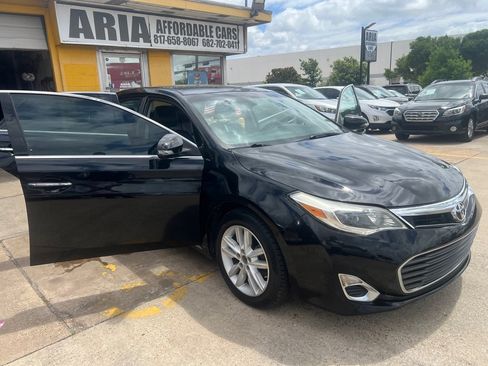 Used 2015 Toyota Avalon XLE FWD image 7