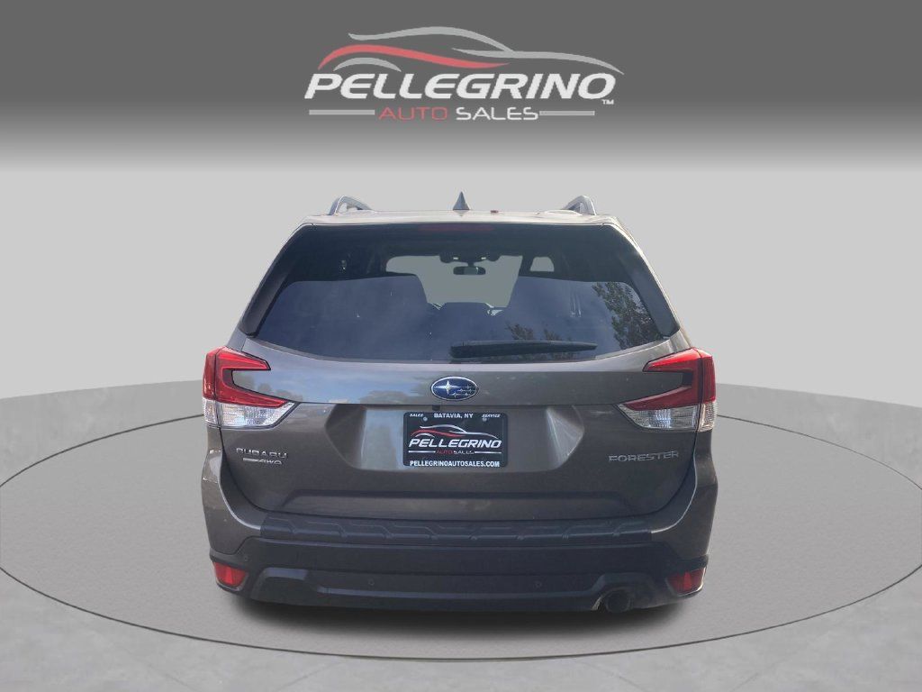 Used 2019 Subaru Forester Limited AWD/4WD image 6