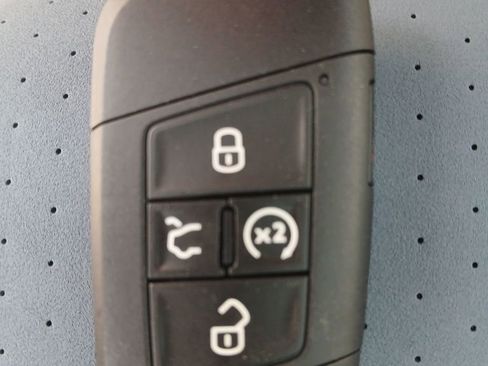 New 2026 Volkswagen Jetta SE image 28