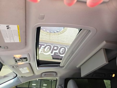 Used 2019 Toyota Sienna Limited Premium AWD/4WD image 12