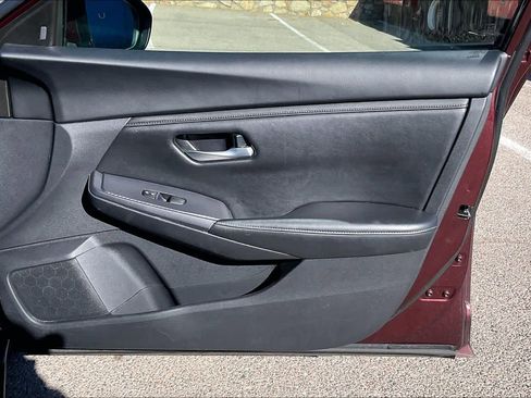 Used 2024 Nissan Sentra SV image 22