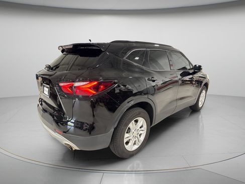 Used 2021 Chevrolet Blazer LT FWD image 13