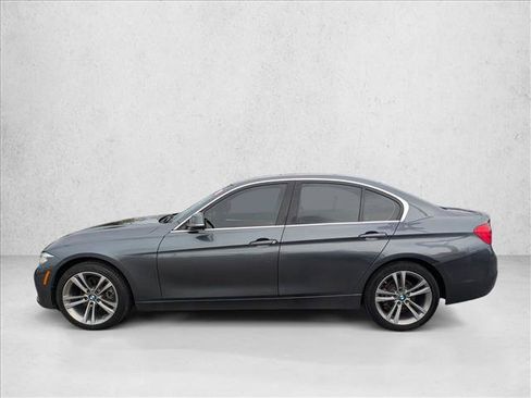 Used 2018 BMW 330i Sedan RWD image 9
