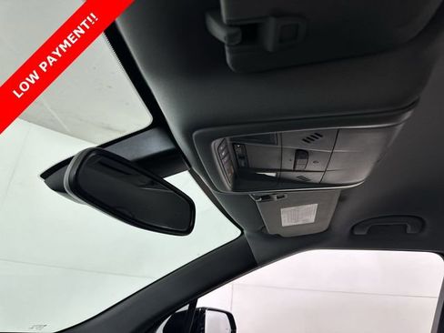 Used 2020 Chevrolet Blazer LT image 19