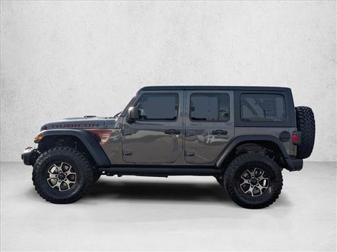 Used 2018 Jeep Wrangler Unlimited Rubicon w/ Cold Weather Group image 9