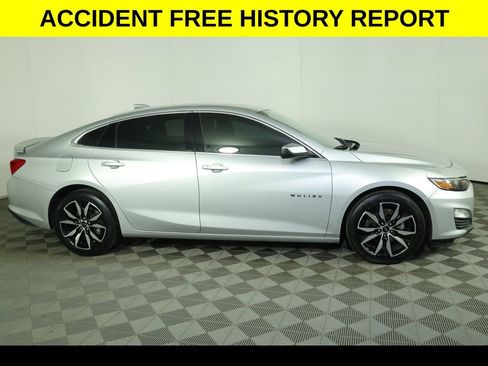 Used 2022 Chevrolet Malibu RS FWD image 2